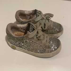 Glitter Golden goose toddler size 21